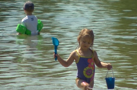 Kids hiking scenic trails at Birds Hill Provincial Park