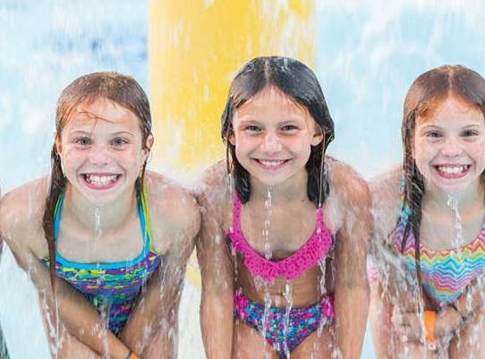Kids cooling off at Winnipeg splash pad